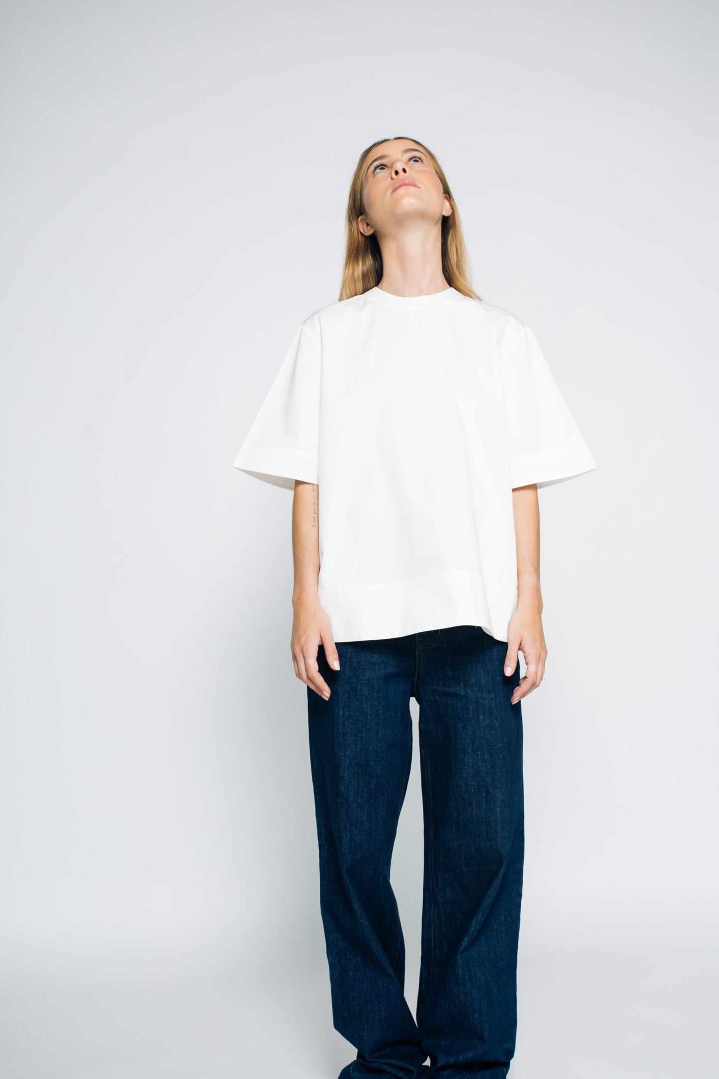TOP 1 - white