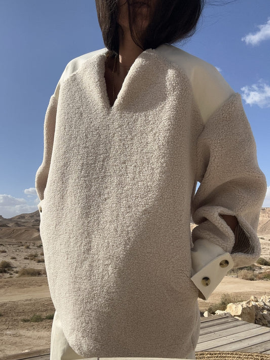 HUG top cream
