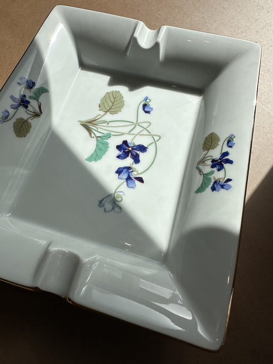 PORCELAIN ashtray no' 1