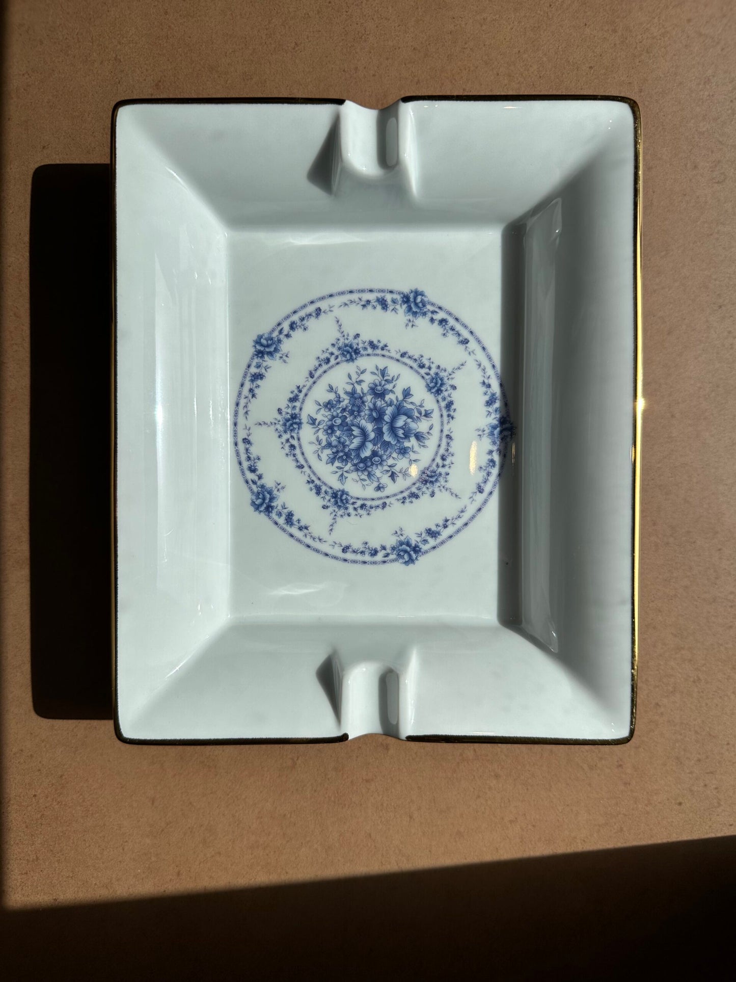 PORCELAIN ashtray no' 2