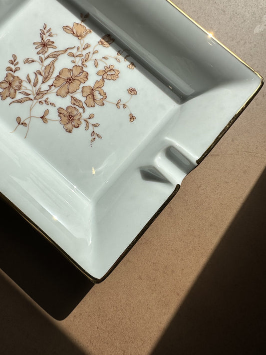 PORCELAIN ashtray no' 3