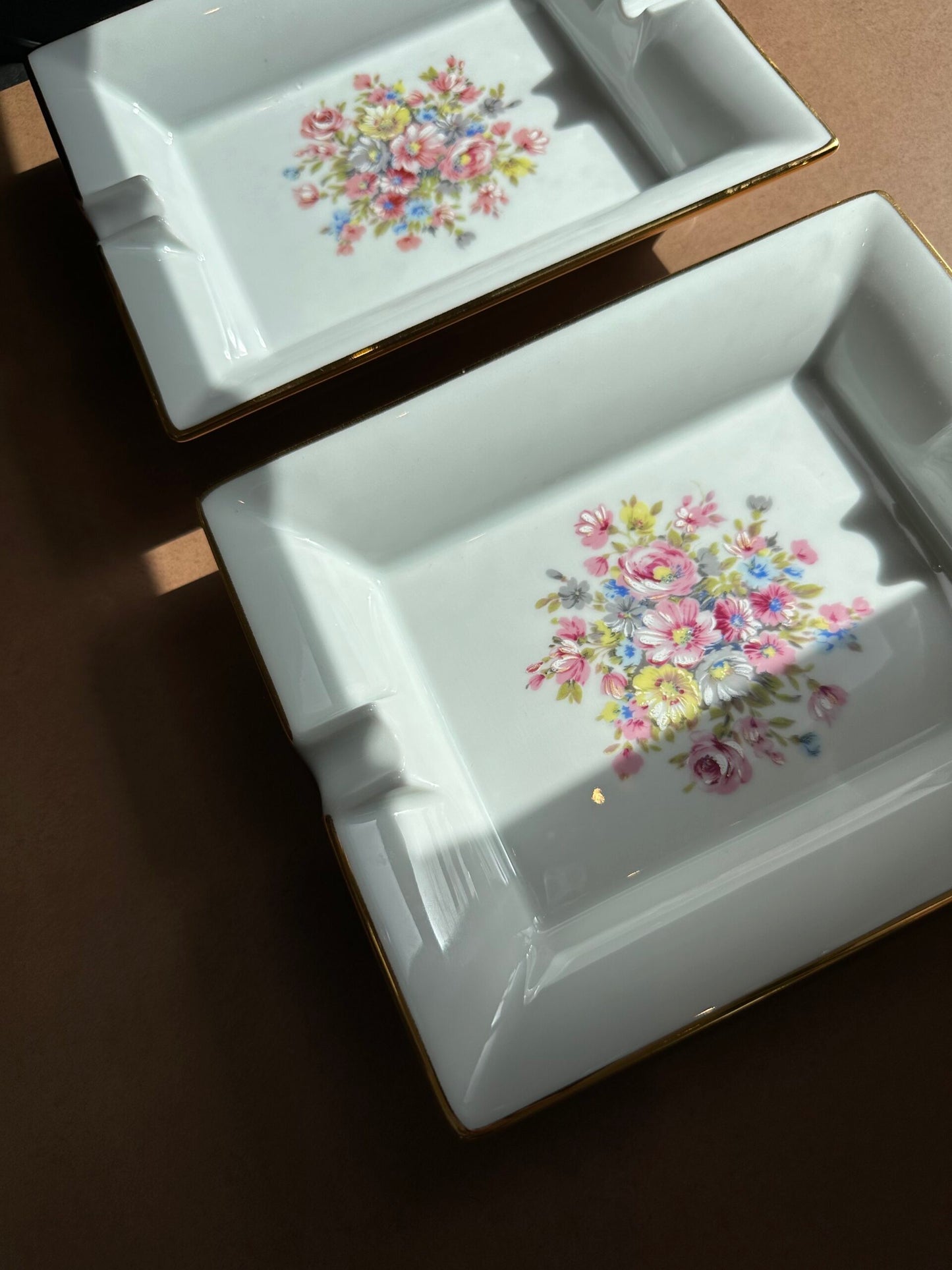 PORCELAIN ashtray no' 6