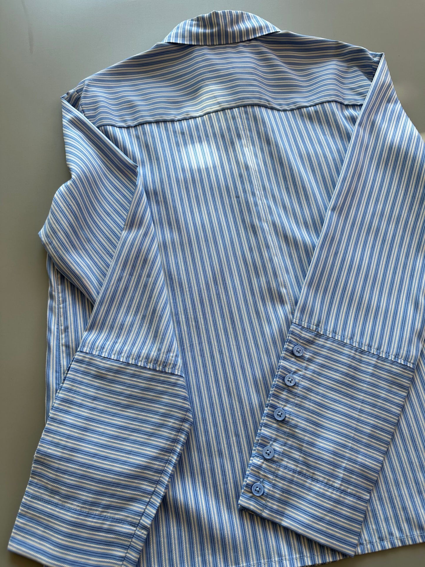MARIO light blue stripes