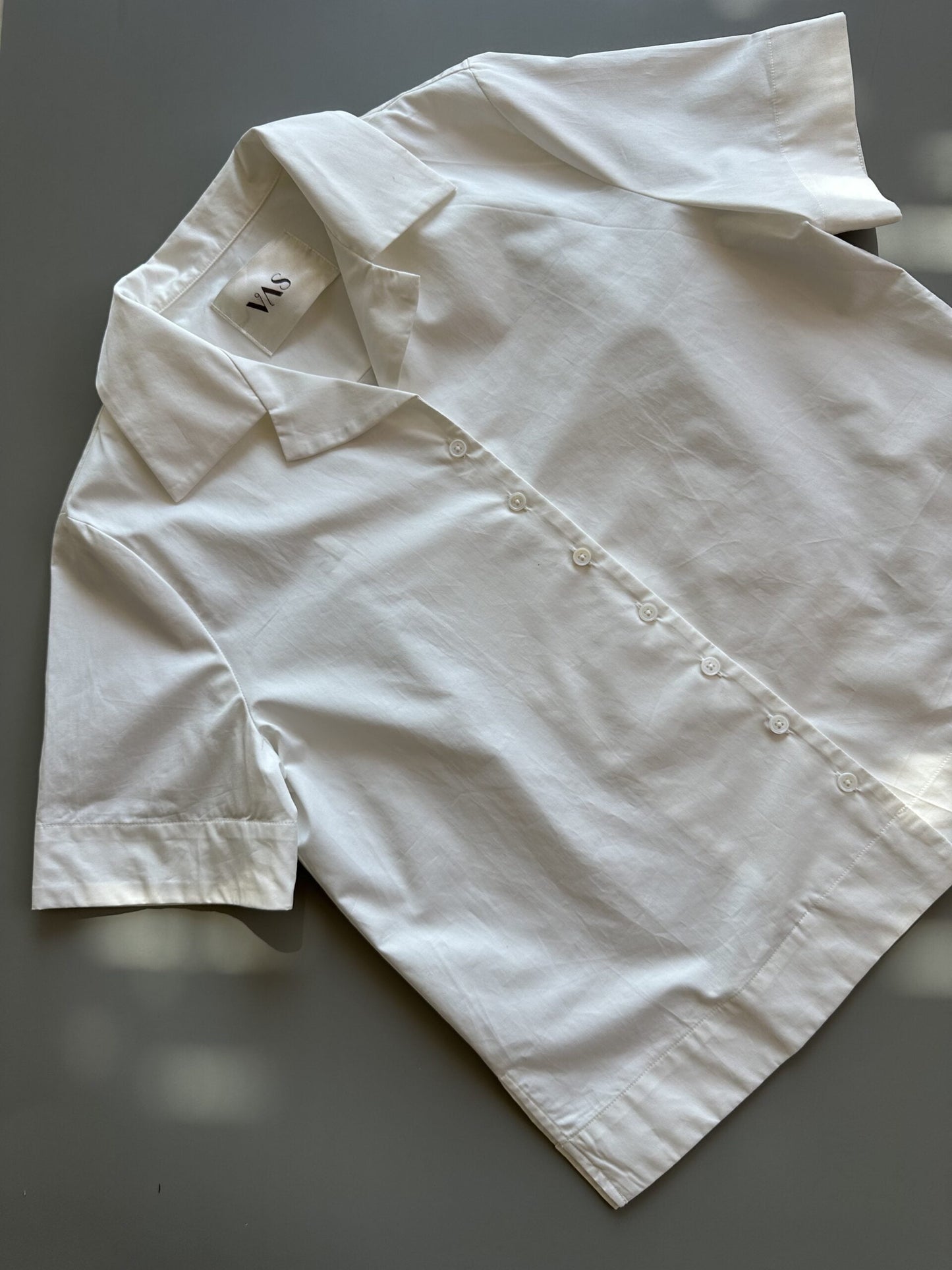 Gio Top White