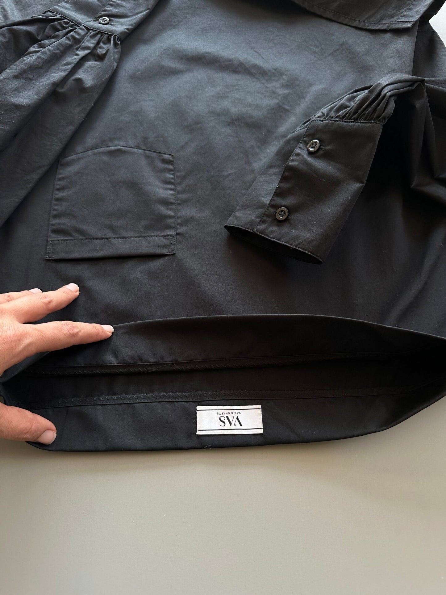 MARI BATEAU top black