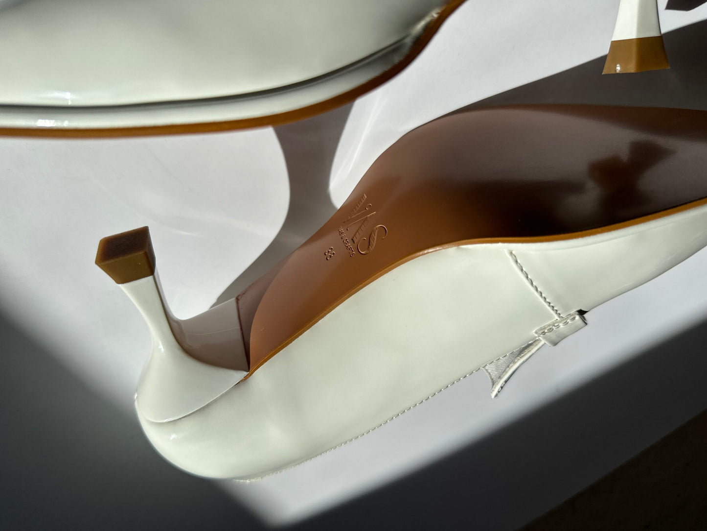 FLORENCE glossy white