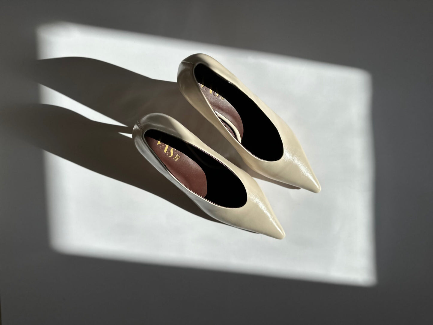 MILAN crema