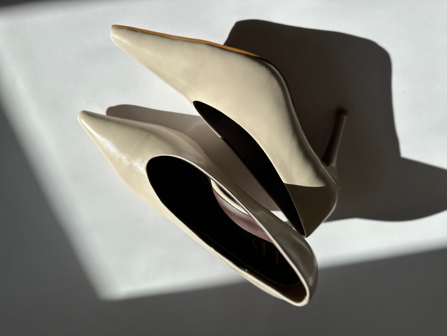 MILAN crema