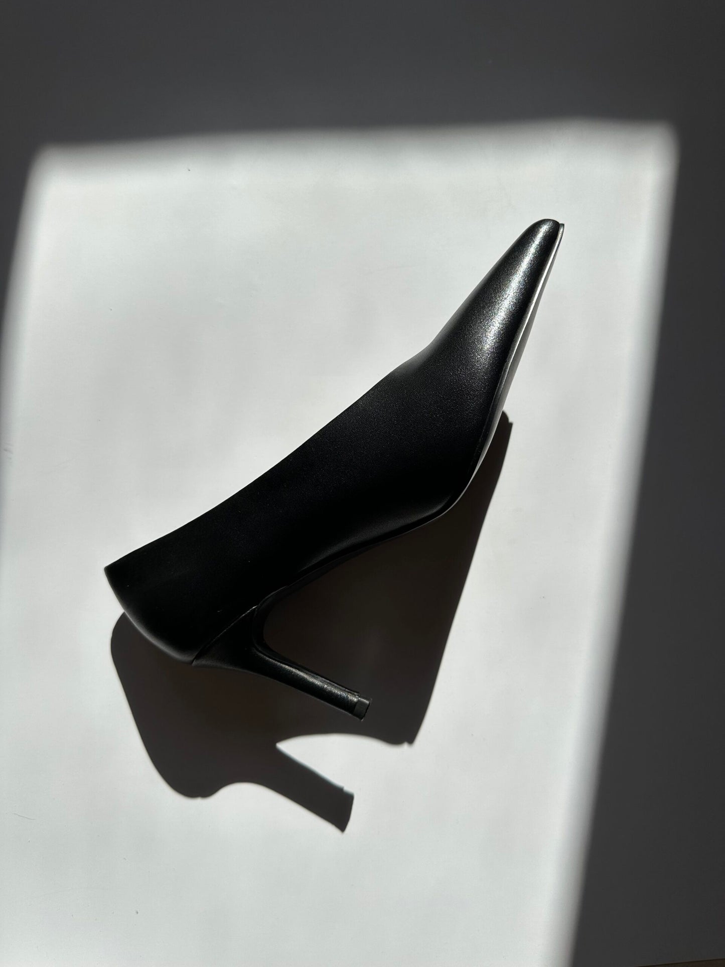 MILAN black