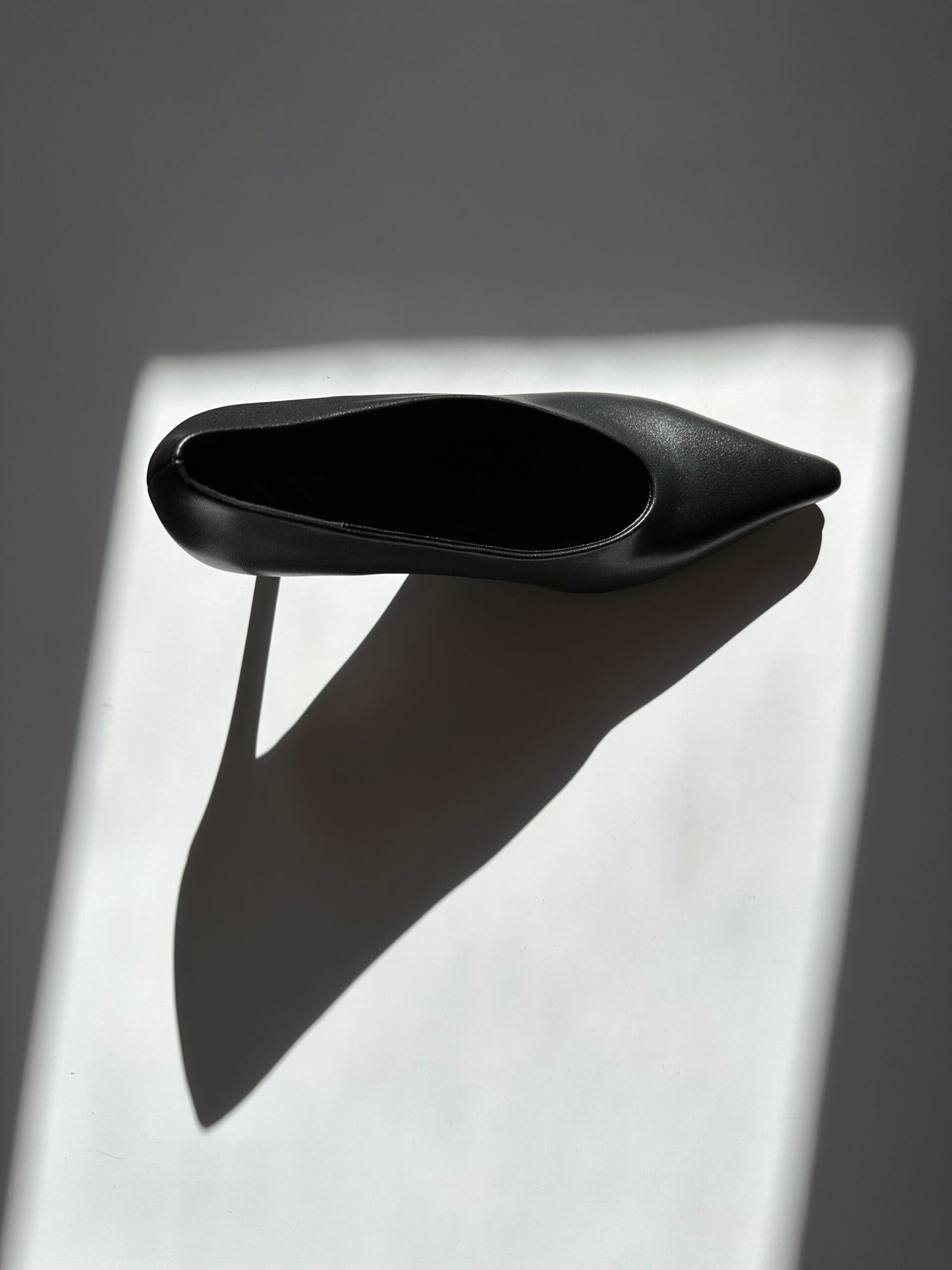 MILAN black