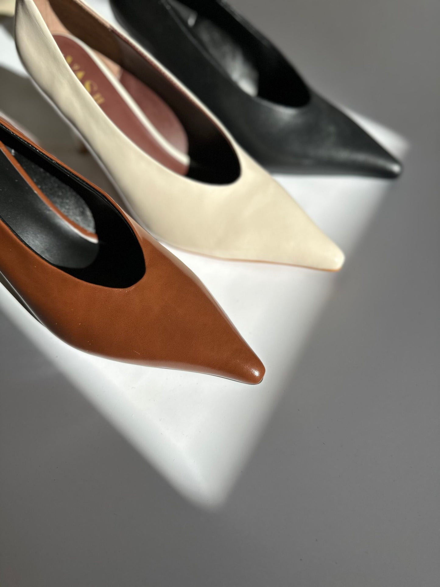MILAN black