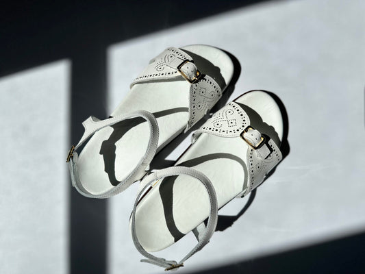 NEW BAROS white