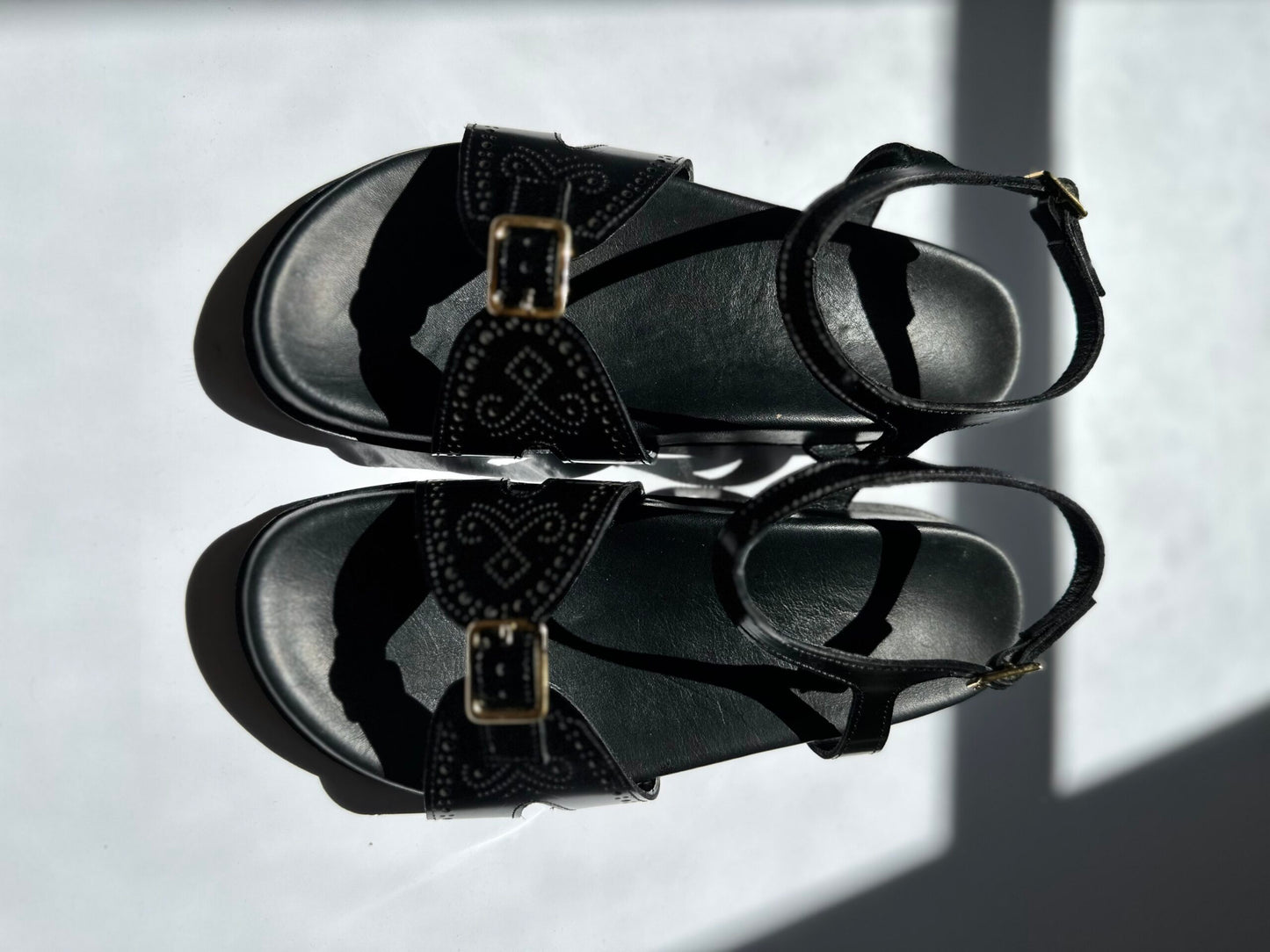 NEW BAROS black