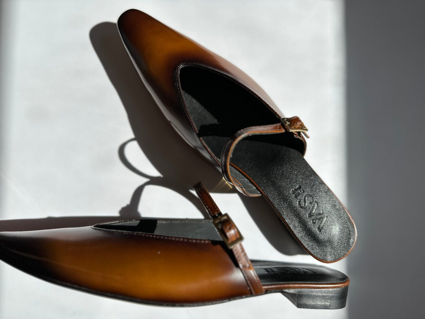 SOLI  MULSE glossy brown