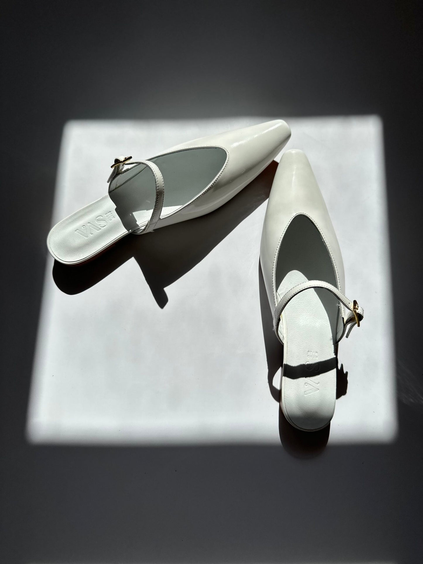 SOLI  MULSE glossy white