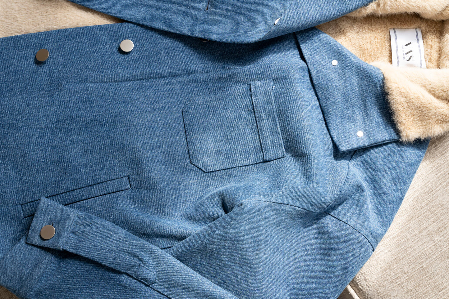HUG DENIM COAT