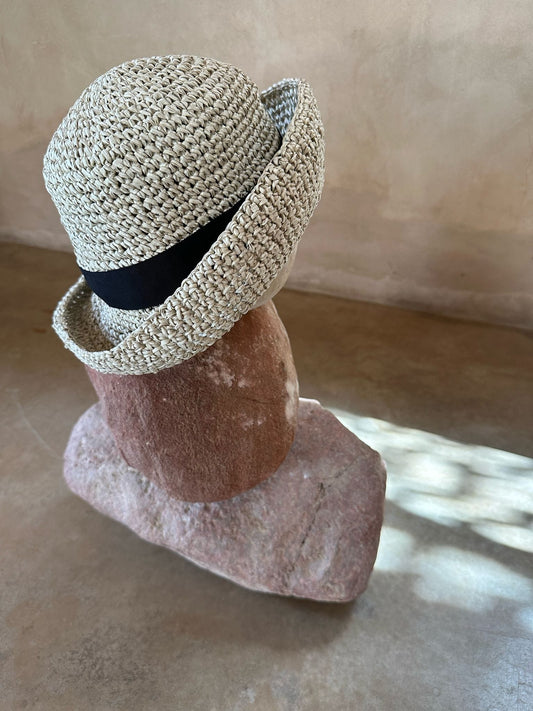 HAT Rose - ivory