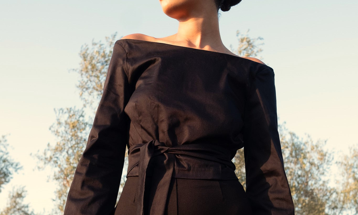 LEV TOP - black