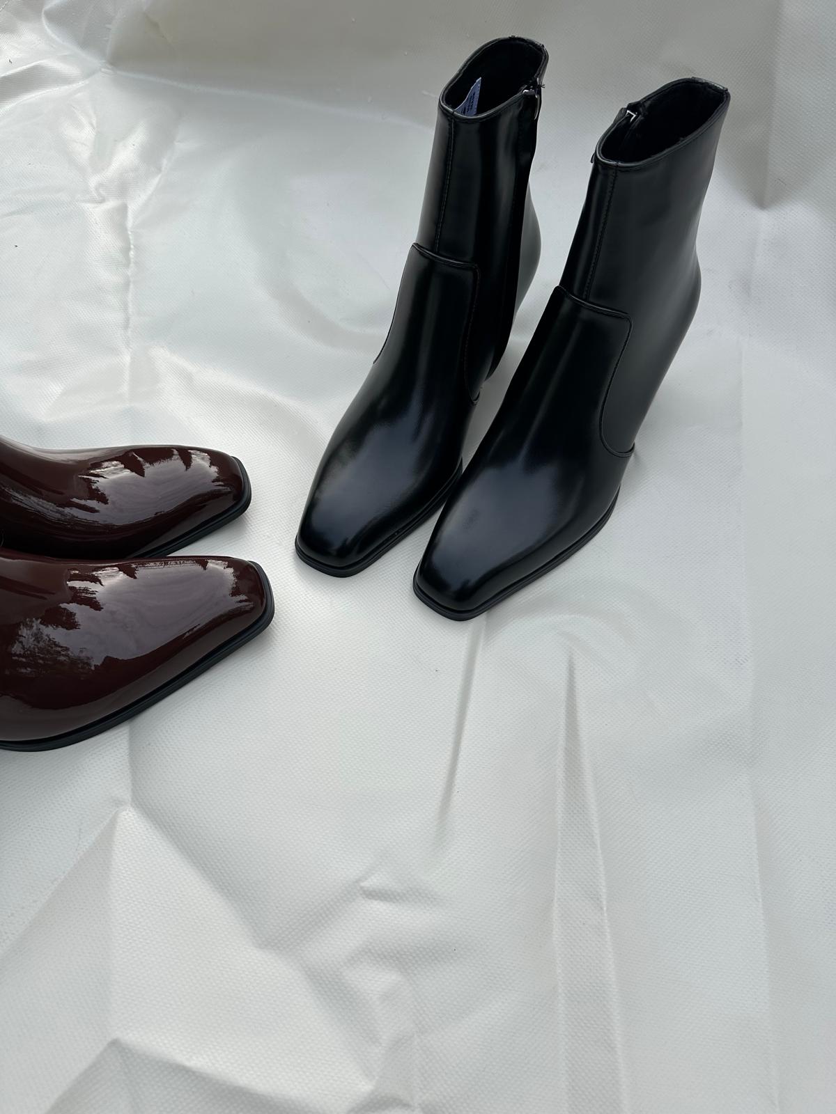BOWIE-glossy brown