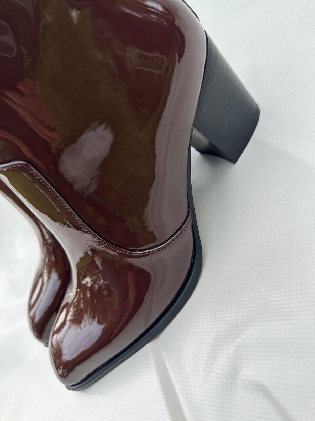 BOWIE-glossy brown