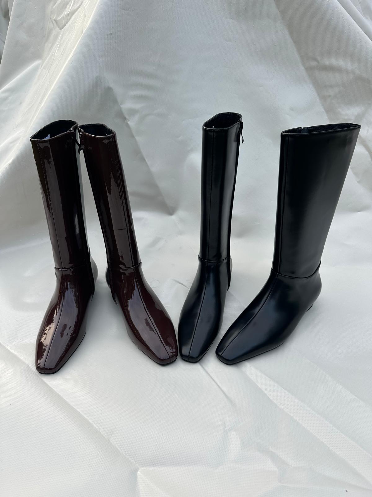 JACLYN glossy brown