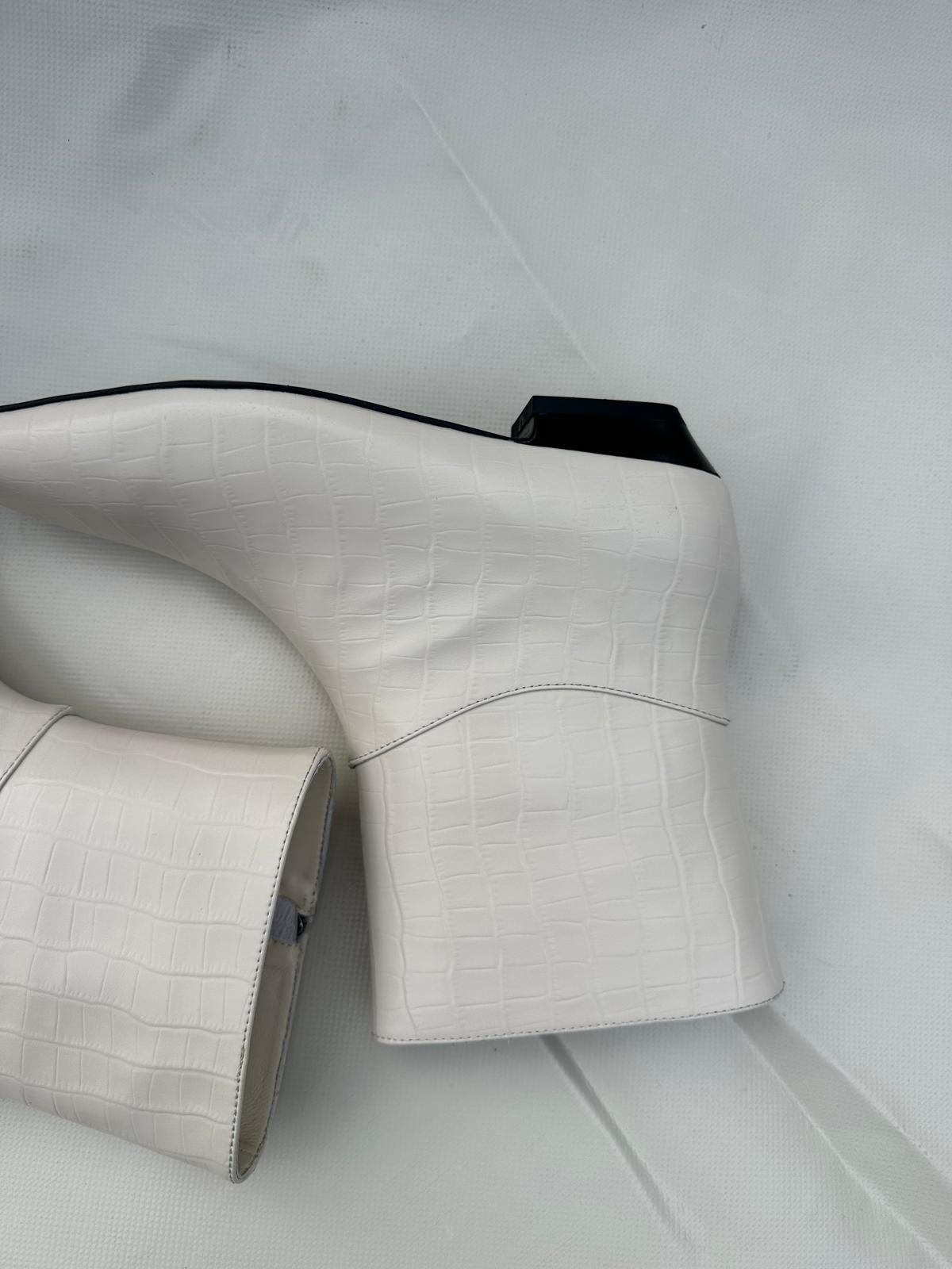 JACLYN MINI- crocco white