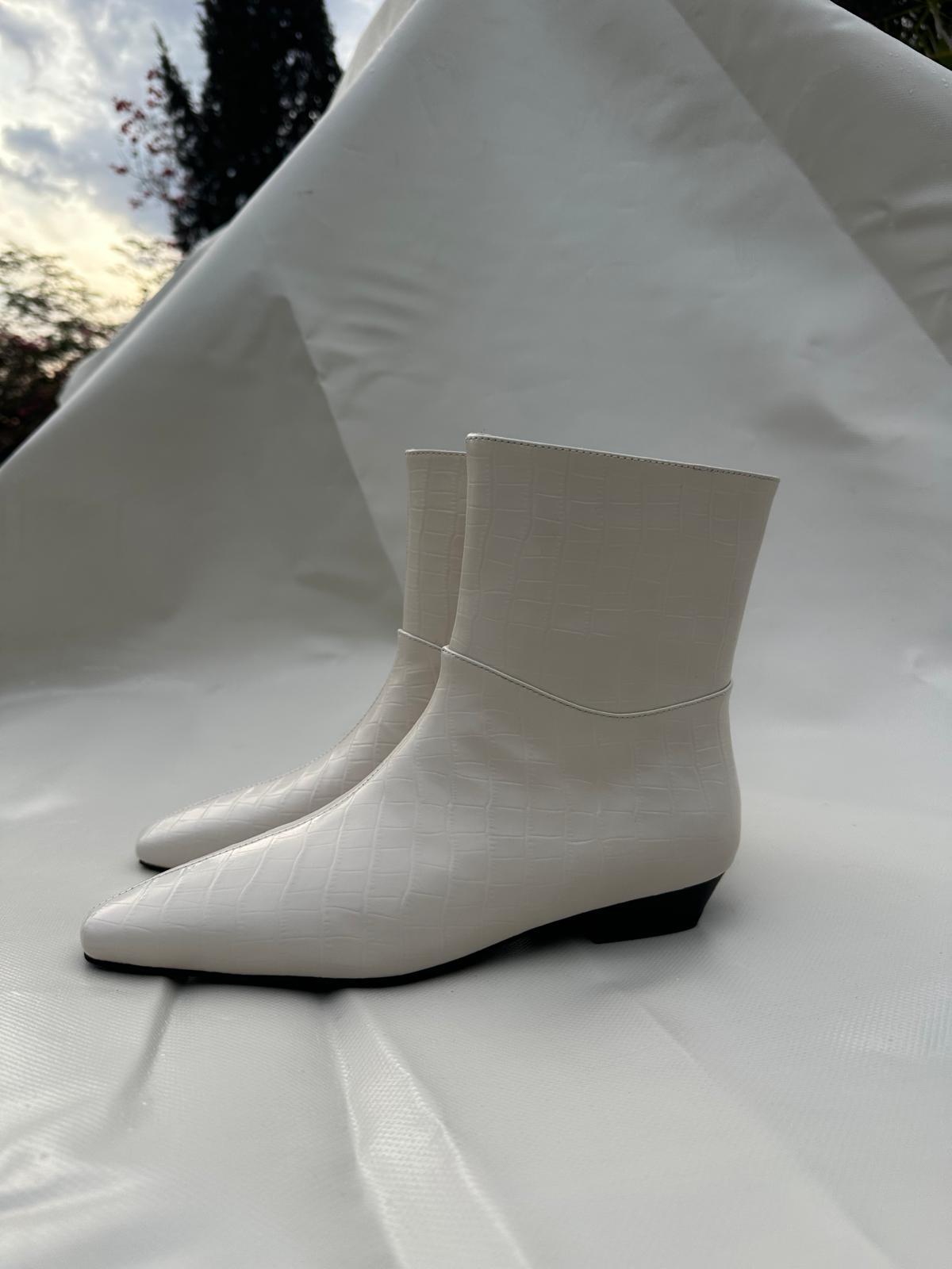 JACLYN MINI- crocco white